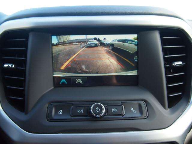 GMC Acadia 2017 photo 8